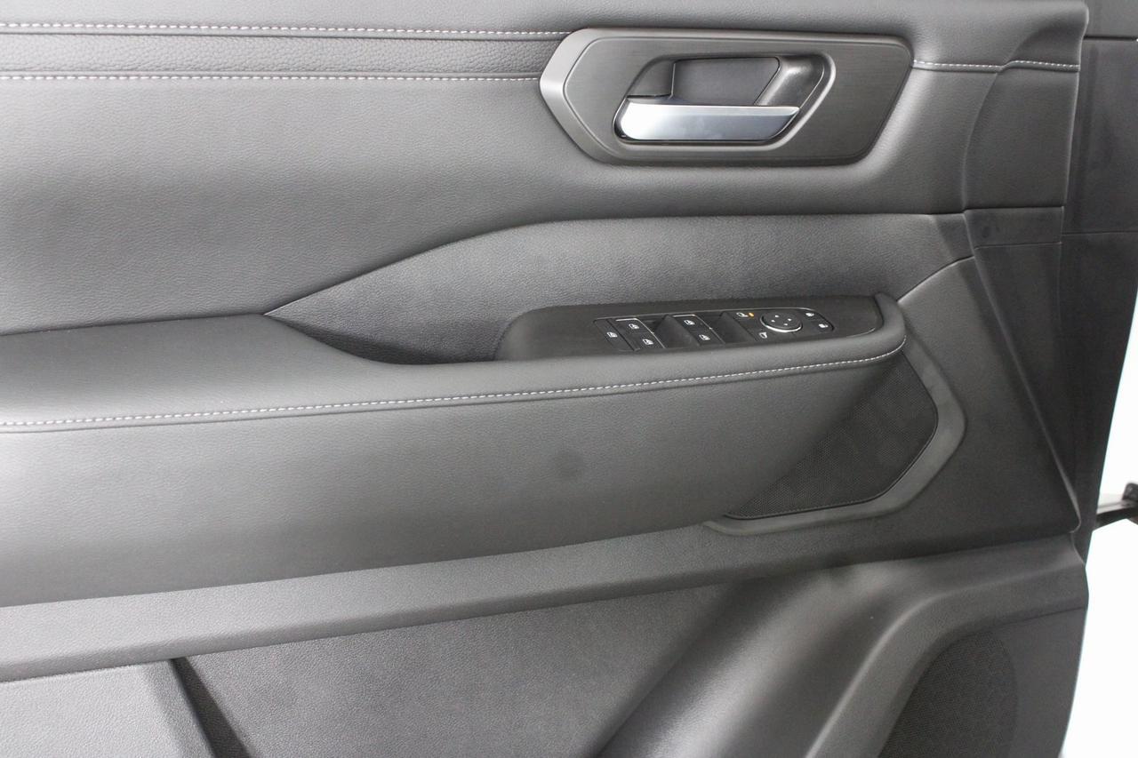 2025 Nissan Armada SV Manassas VA