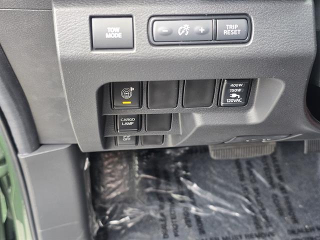 2025 Nissan Frontier Crew Cab PRO-X 4x2 Seaside CA