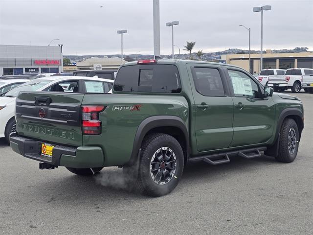 2025 Nissan Frontier Crew Cab PRO-X 4x2 Seaside CA
