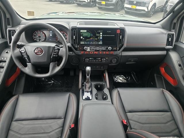 2025 Nissan Frontier Crew Cab PRO-X 4x2 Seaside CA