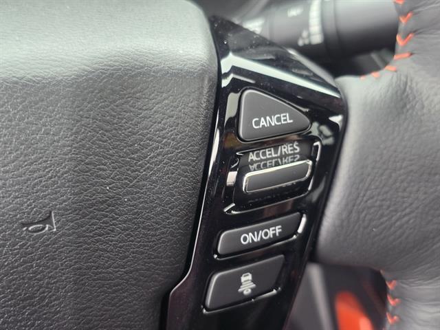 2025 Nissan Frontier Crew Cab PRO-X 4x2 Seaside CA
