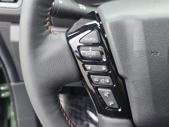 2025 Nissan Frontier Crew Cab PRO-X 4x2 Seaside CA