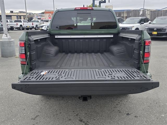2025 Nissan Frontier Crew Cab PRO-X 4x2 Seaside CA