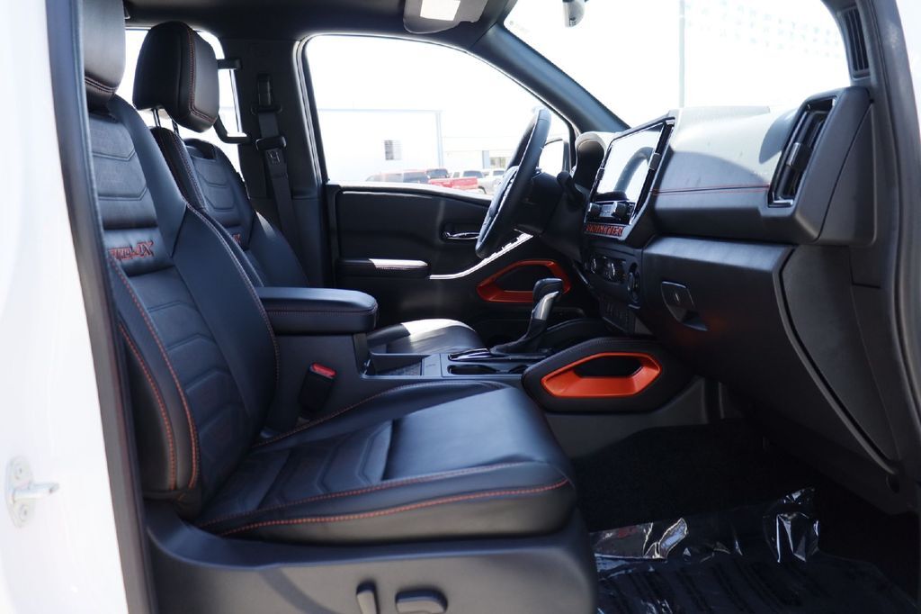 2025 Nissan Frontier PRO-4X Hondo TX
