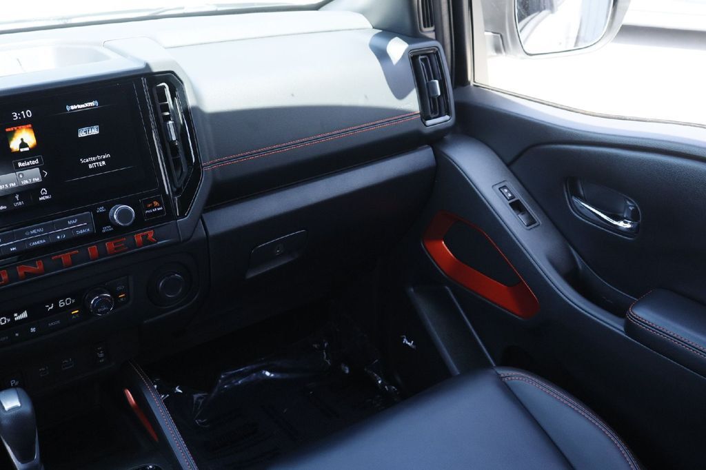2025 Nissan Frontier PRO-4X Hondo TX