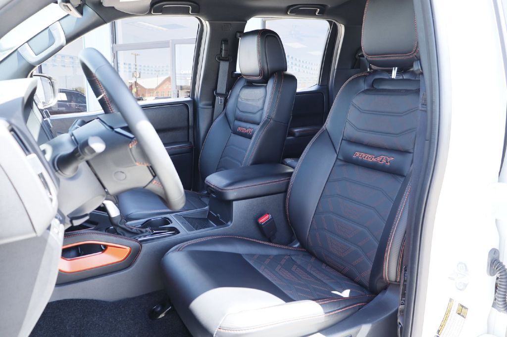2025 Nissan Frontier PRO-4X Hondo TX