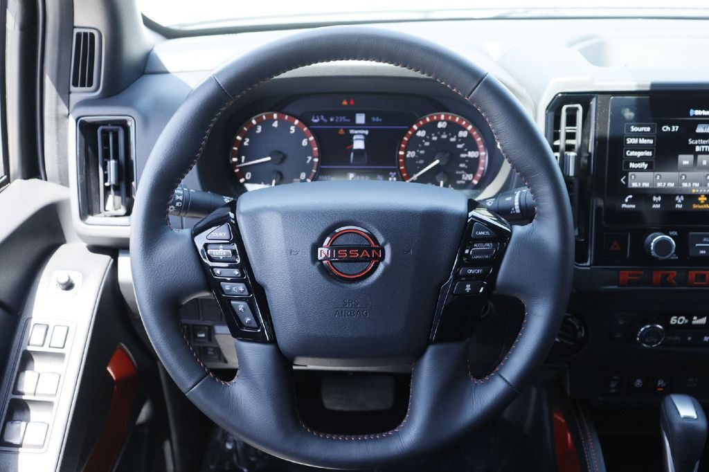 2025 Nissan Frontier PRO-4X Hondo TX