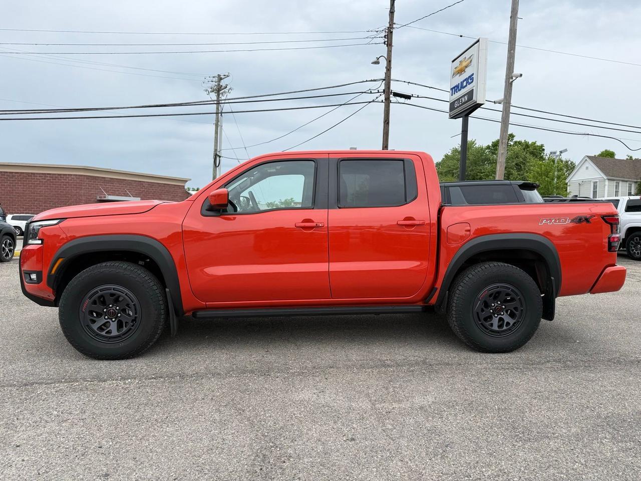 2025 Nissan Frontier PRO-4X Crestwood KY