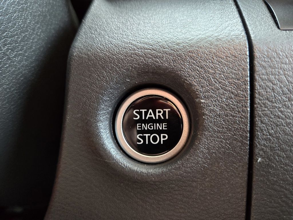 2025 Nissan Frontier PRO-4X Folsom CA