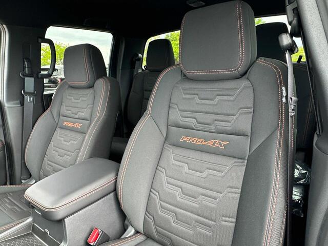 2025 Nissan Frontier PRO-4X Glendale Heights IL