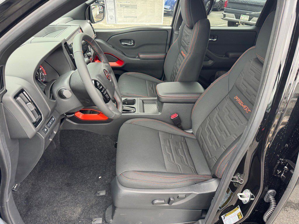 2025 Nissan Frontier PRO-4X Johnson City TN