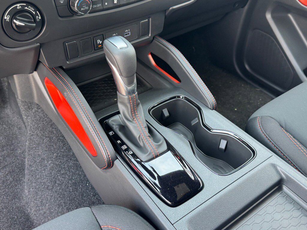 2025 Nissan Frontier PRO-4X Johnson City TN