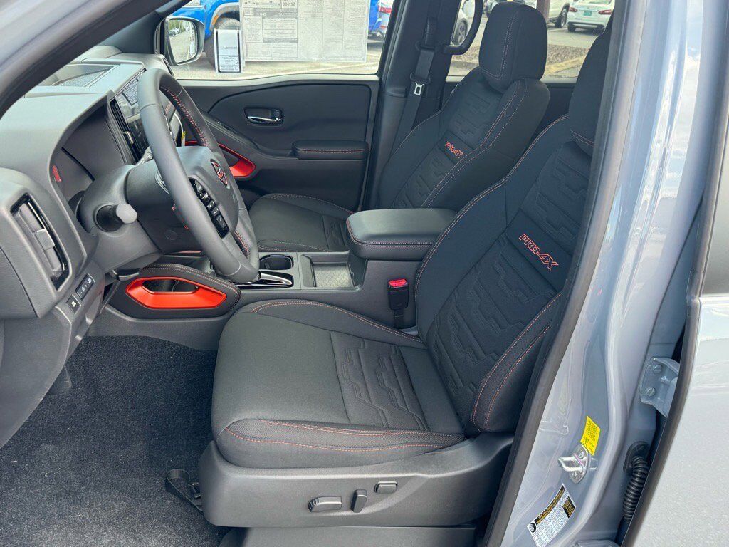 2025 Nissan Frontier PRO-4X Johnson City TN