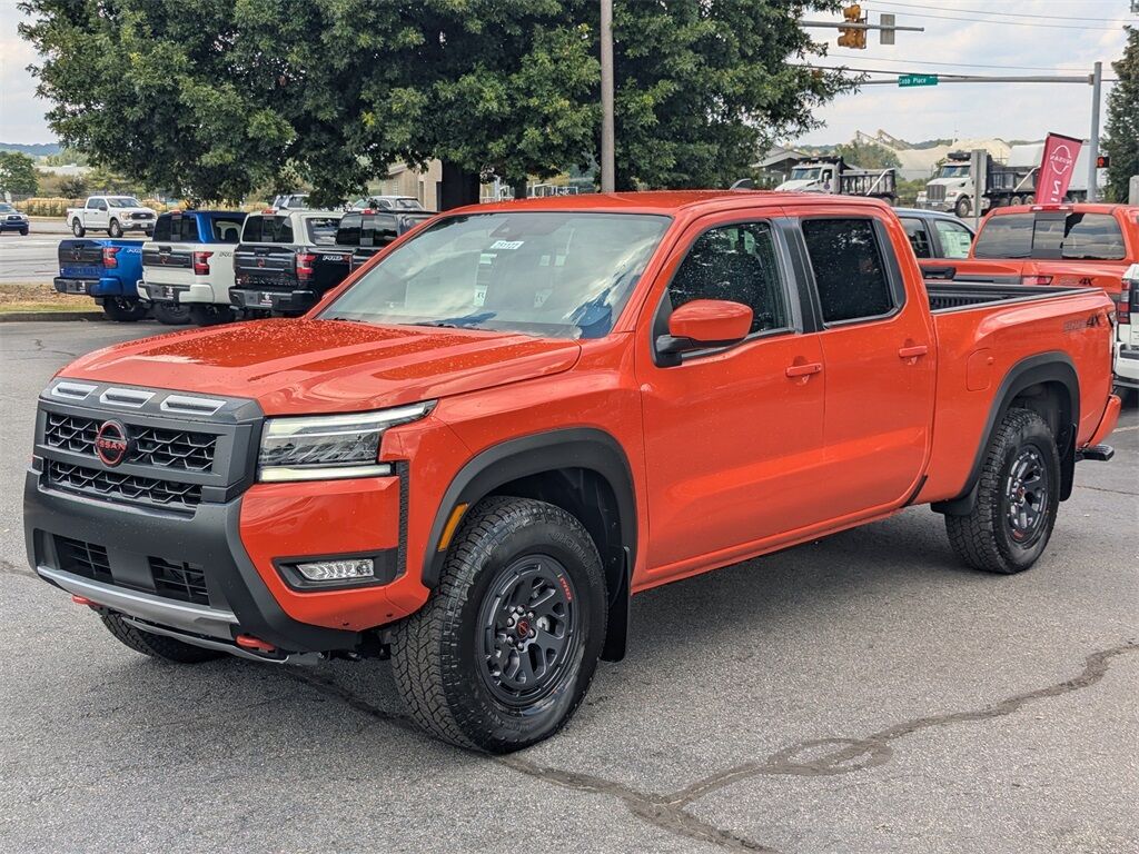 2025 Nissan Frontier PRO-4X photo 5