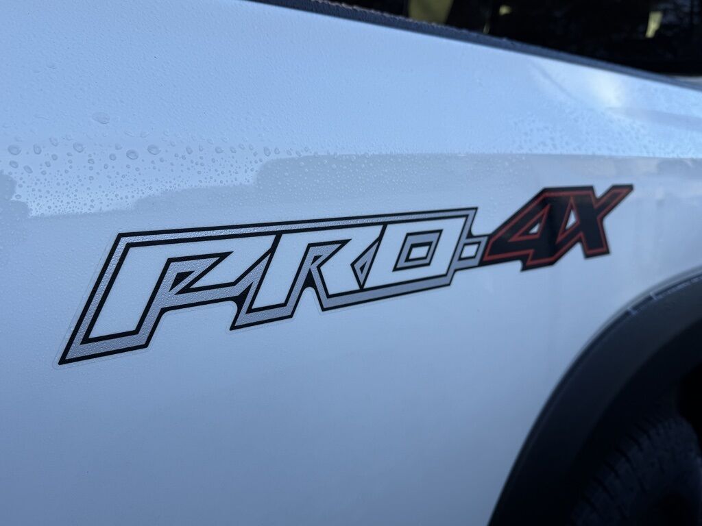 2025 Nissan Frontier PRO-4X Beaverton OR