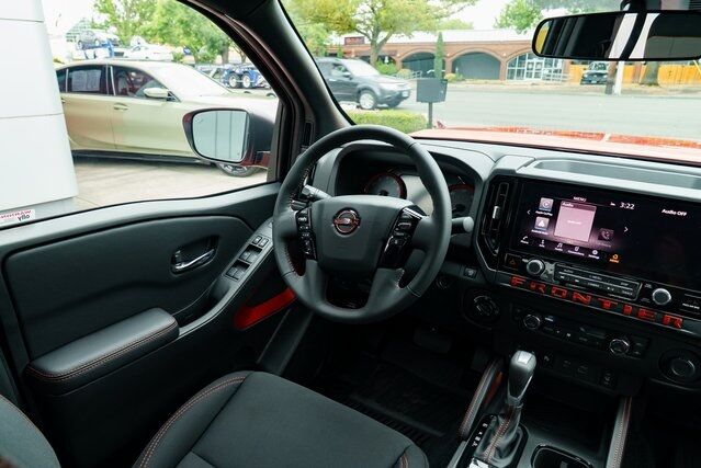 2025 Nissan Frontier PRO-4X Beaverton OR