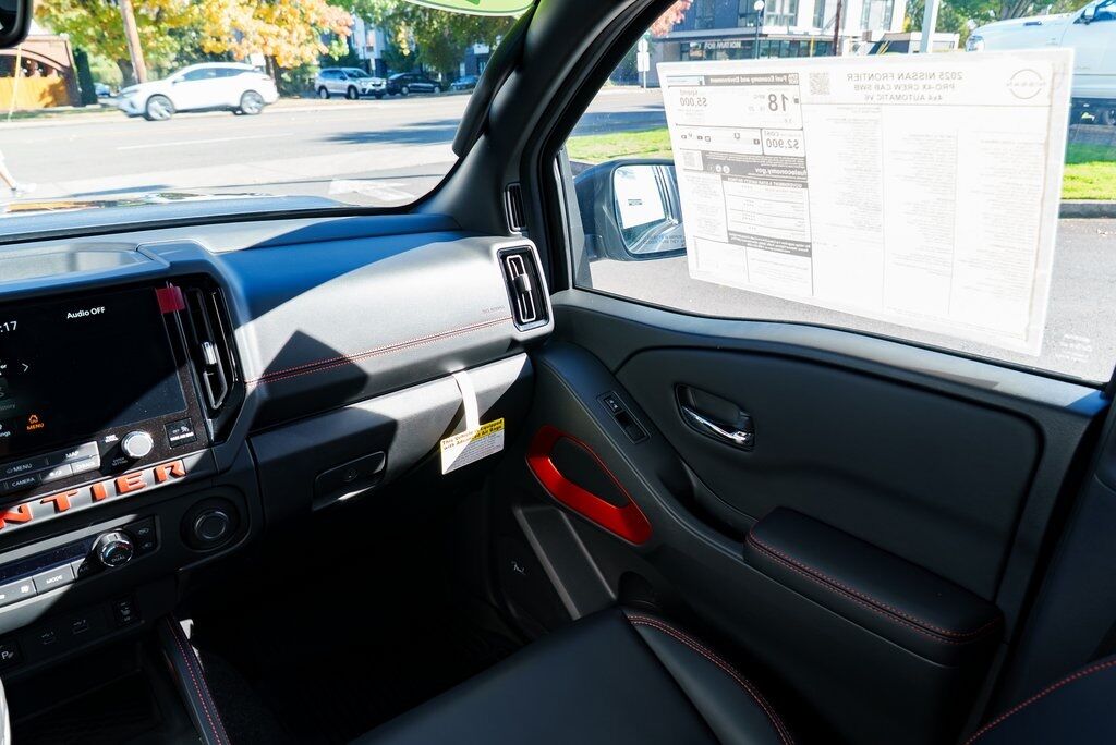 2025 Nissan Frontier PRO-4X Beaverton OR