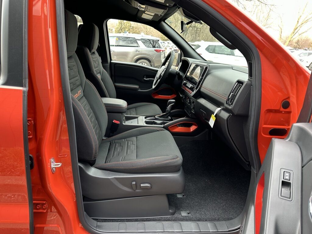 2025 Nissan Frontier PRO-4X w/Convenience &amp; Fender Audio Pkg San Clemente CA