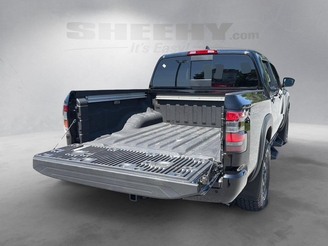 2025 Nissan Frontier PRO-4X Hagerstown MD