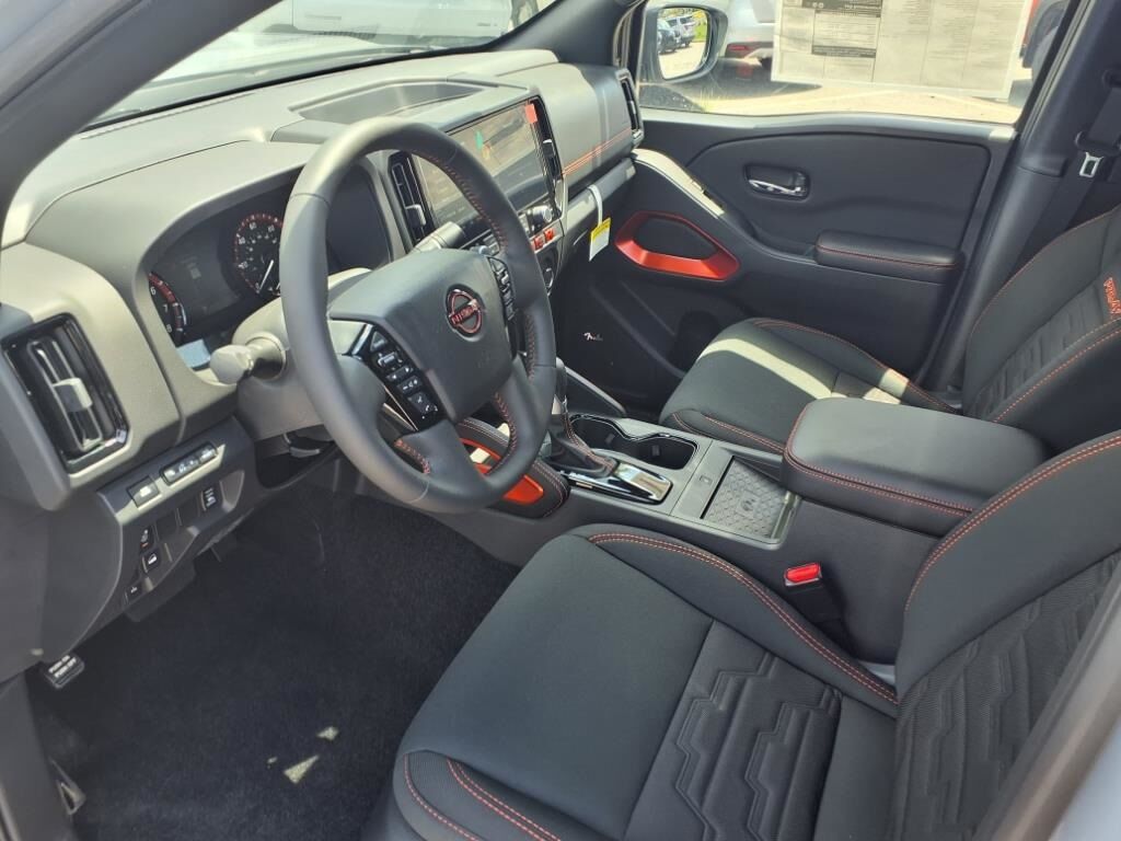 2025 Nissan Frontier PRO-4X Waldorf MD
