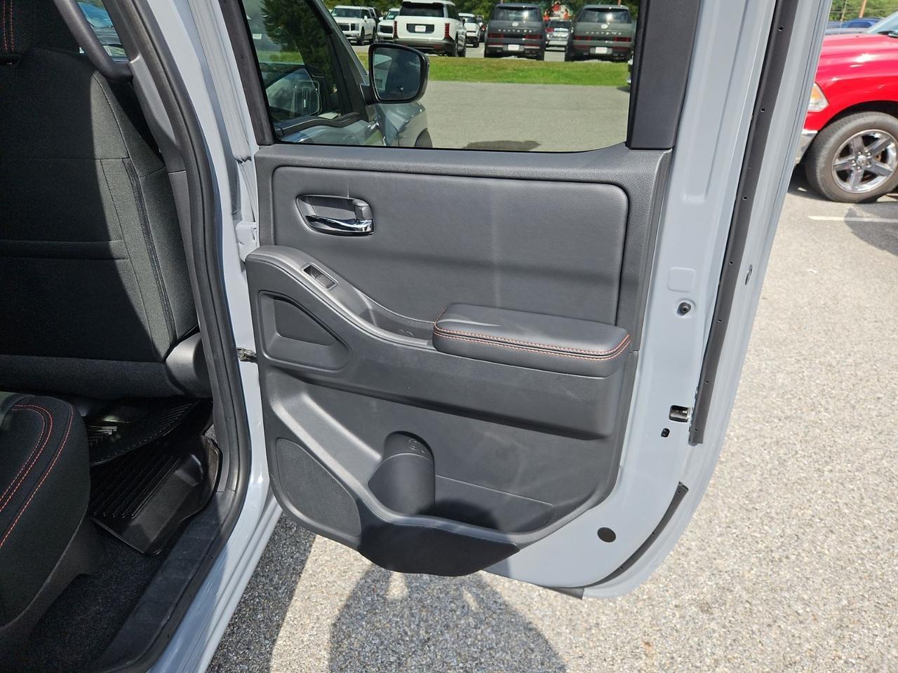 2025 Nissan Frontier PRO-4X Waldorf MD