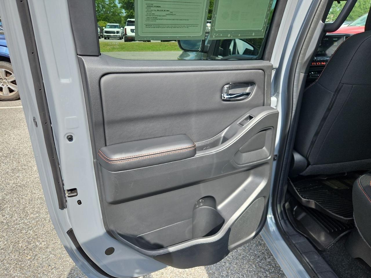 2025 Nissan Frontier PRO-4X Waldorf MD