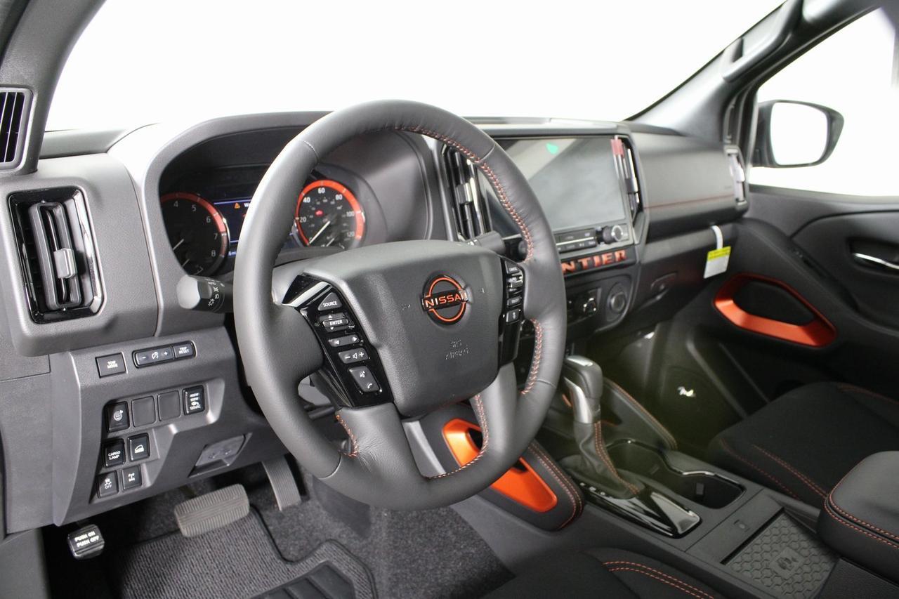 2025 Nissan Frontier PRO-4X Manassas VA