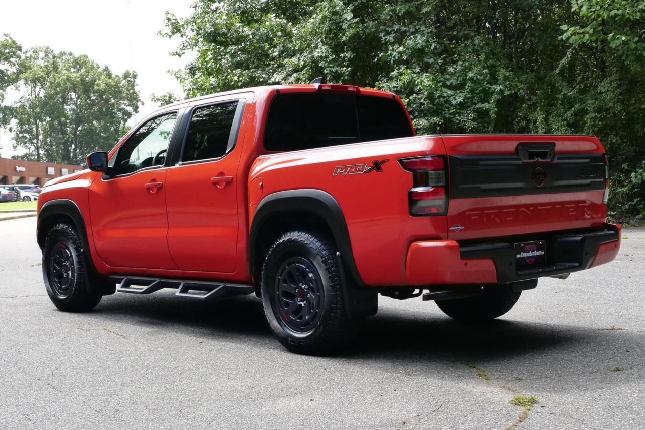 2025 Nissan Frontier PRO-X / 3.8L V6 / Bilstein Shocks / PRO Alloy Wheels! High Point NC
