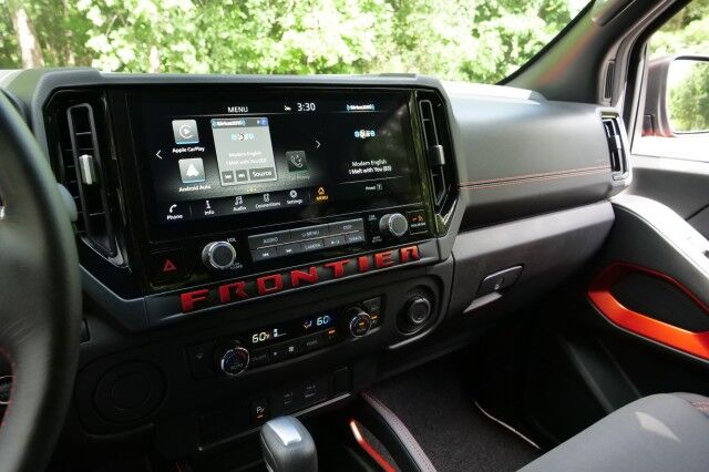 2025 Nissan Frontier PRO-X / 3.8L V6 / Bilstein Shocks / PRO Alloy Wheels! High Point NC