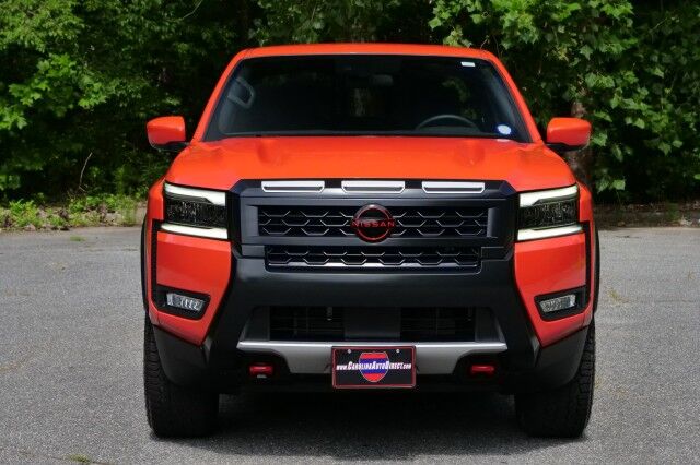 2025 Nissan Frontier PRO-X / 3.8L V6 / Bilstein Shocks / PRO Alloy Wheels! High Point NC