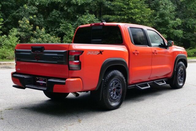 2025 Nissan Frontier PRO-X / 3.8L V6 / Bilstein Shocks / PRO Alloy Wheels! High Point NC