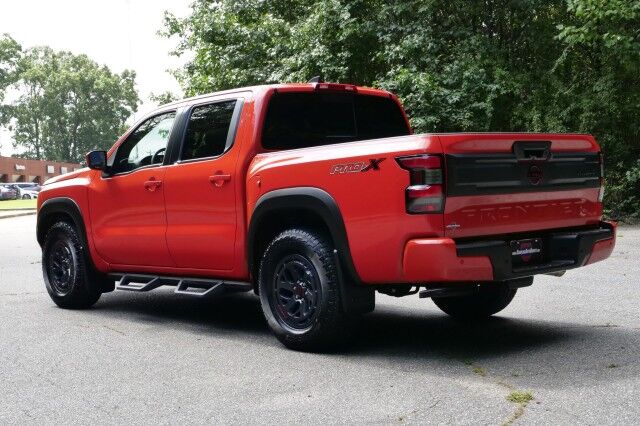 2025 Nissan Frontier PRO-X / 3.8L V6 / Bilstein Shocks / PRO Alloy Wheels! High Point NC