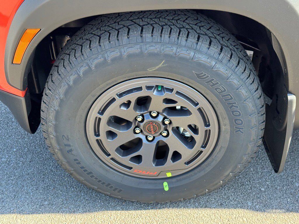 2025 Nissan Frontier PRO-X Johnson City TN