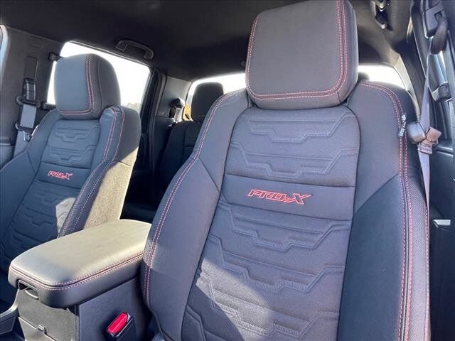 2025 Nissan Frontier PRO-X Oak Ridge TN