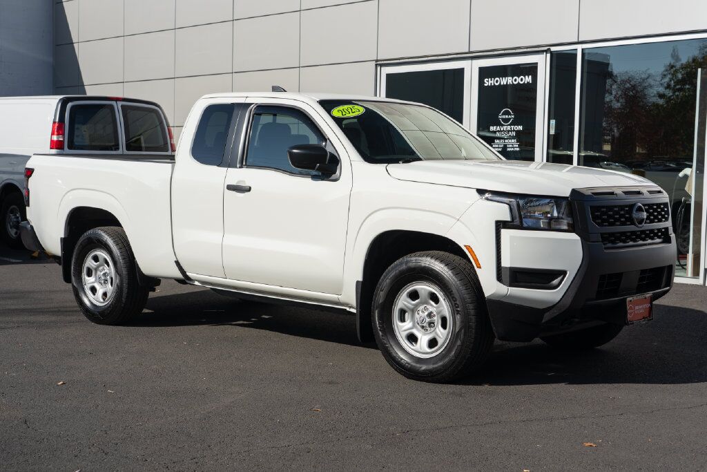 2025 Nissan Frontier S