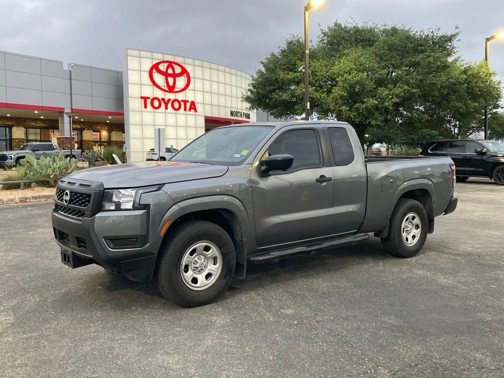 2025 Nissan Frontier S