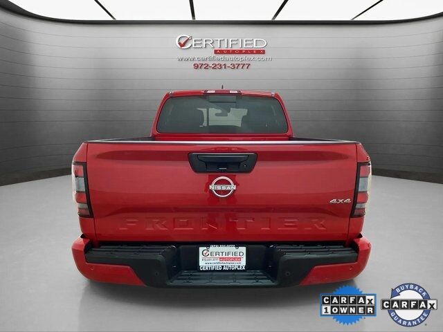 2025 Nissan Frontier SV photo 2