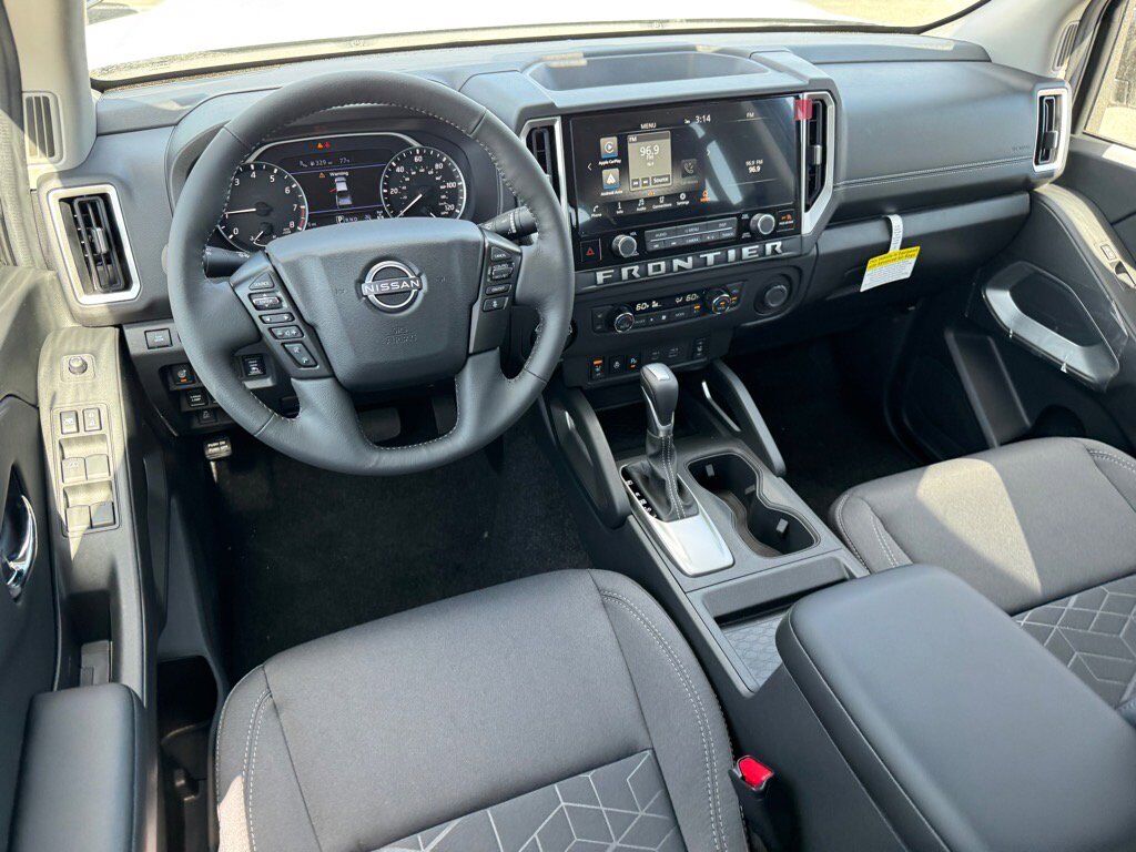 2025 Nissan Frontier SV Johnson City TN