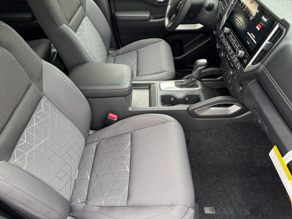 2025 Nissan Frontier SV Morristown TN