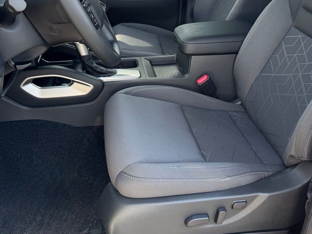 2025 Nissan Frontier SV Morristown TN