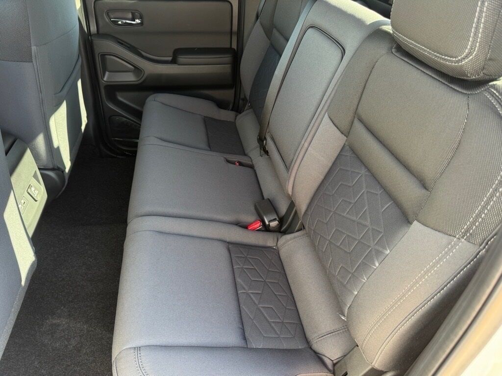 2025 Nissan Frontier SV Morristown TN