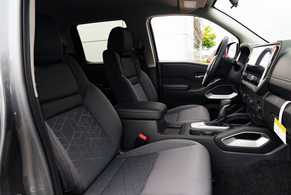2025 Nissan Frontier SV Beaverton OR