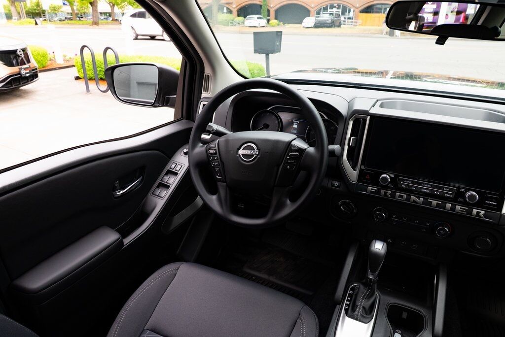 2025 Nissan Frontier SV Beaverton OR
