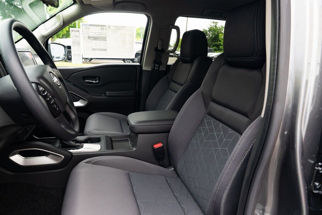 2025 Nissan Frontier SV Beaverton OR