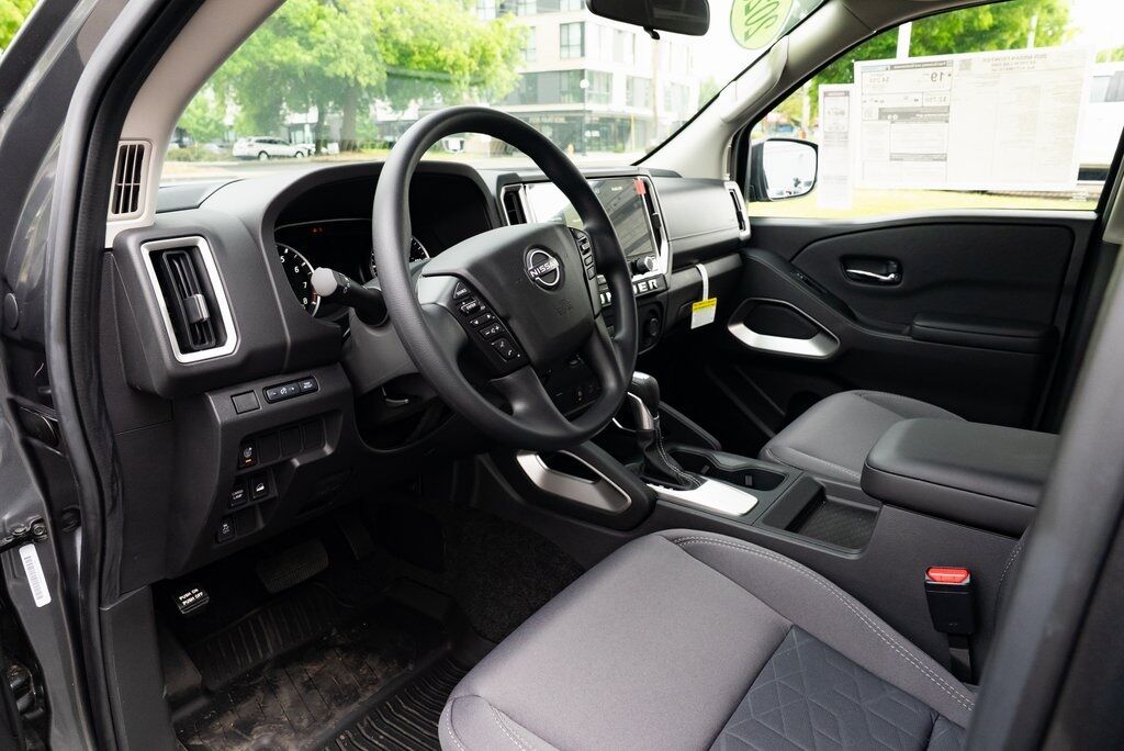 2025 Nissan Frontier SV Beaverton OR
