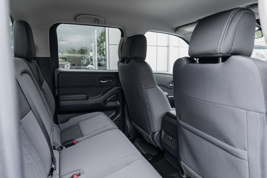 2025 Nissan Frontier SV Beaverton OR