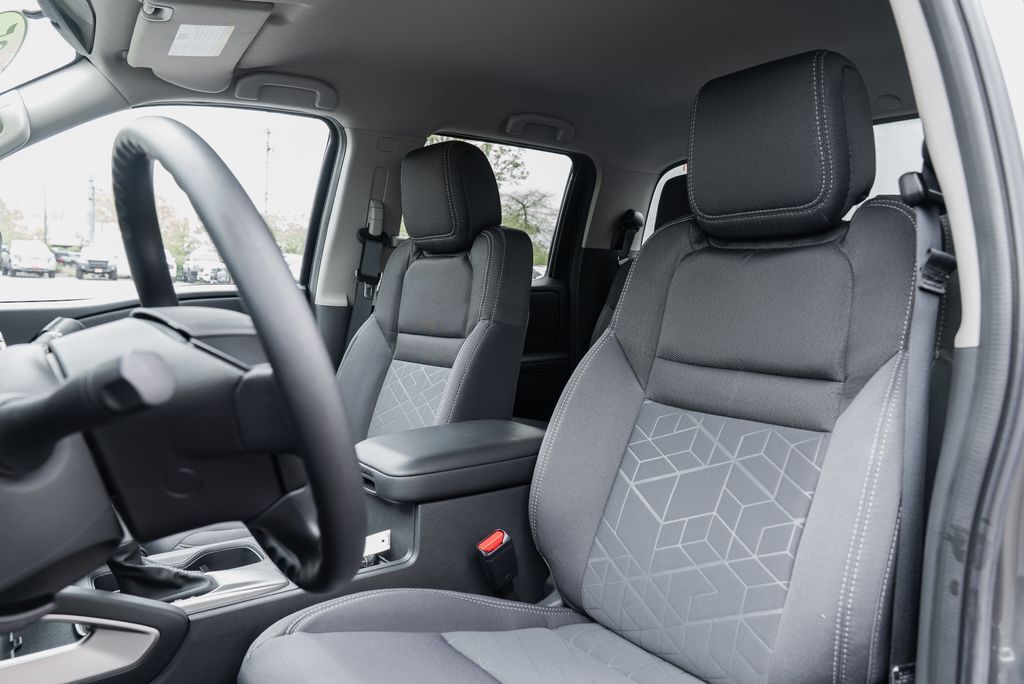 2025 Nissan Frontier SV Beaverton OR