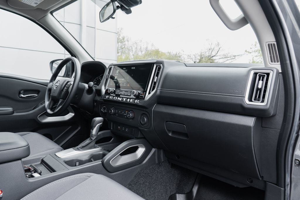 2025 Nissan Frontier SV Beaverton OR