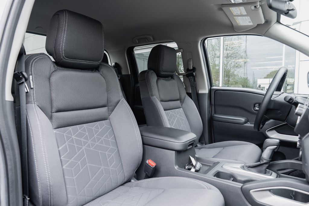 2025 Nissan Frontier SV Beaverton OR