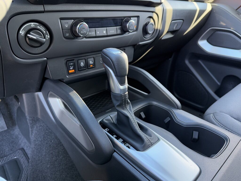 2025 Nissan Frontier SV Beaverton OR